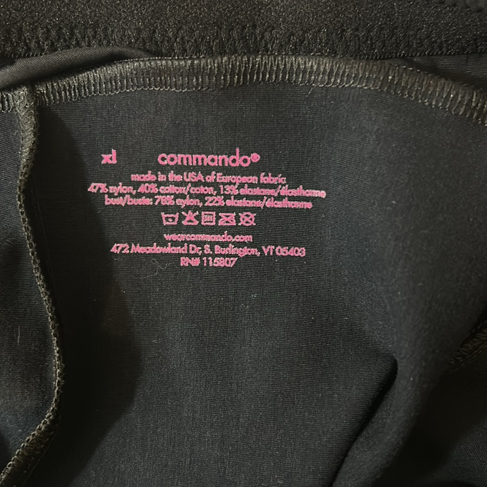 Commando Two-Faced Tech Control Strapless Slip - image 4